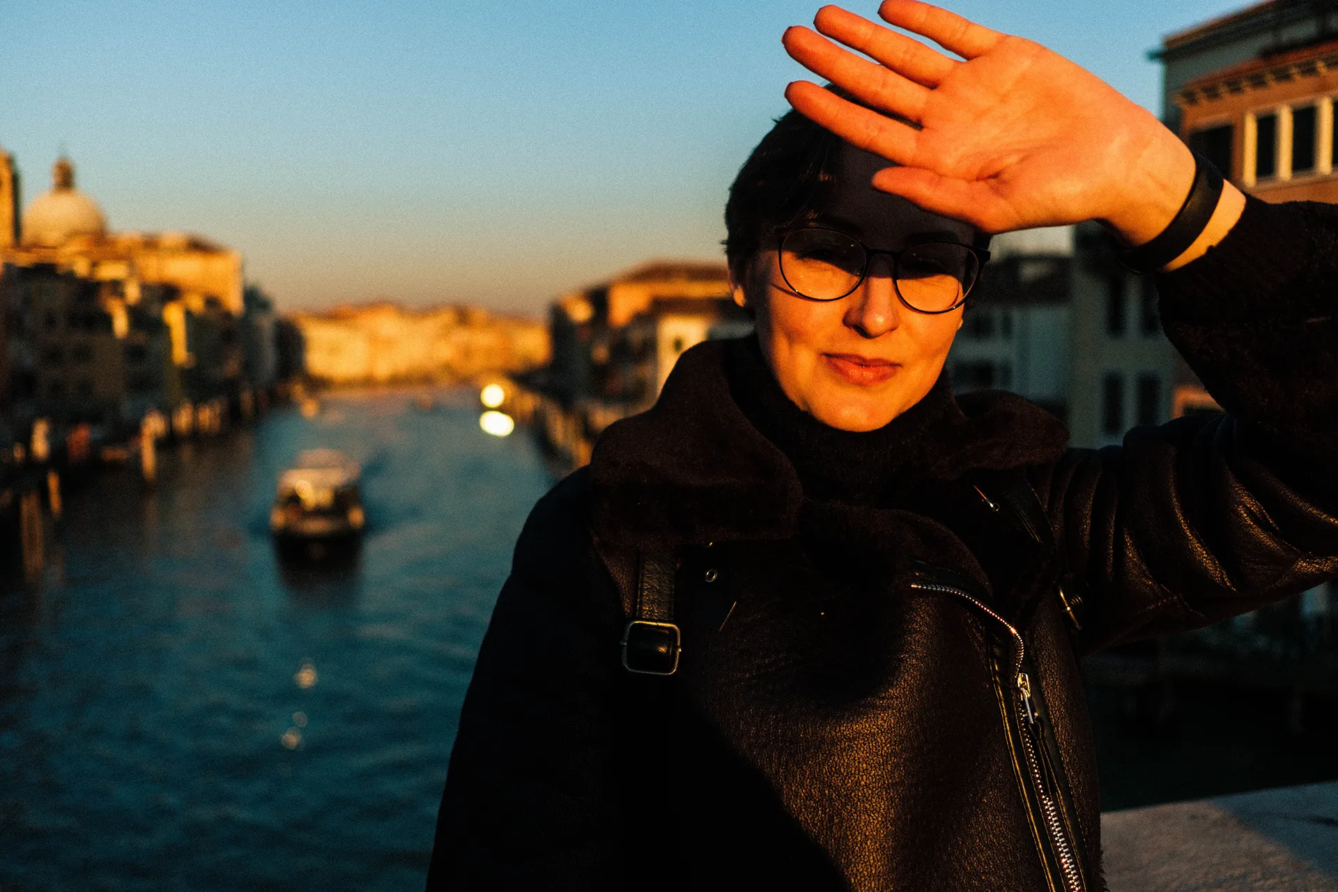 Retrato espontâneo durante o entardecer em Veneza